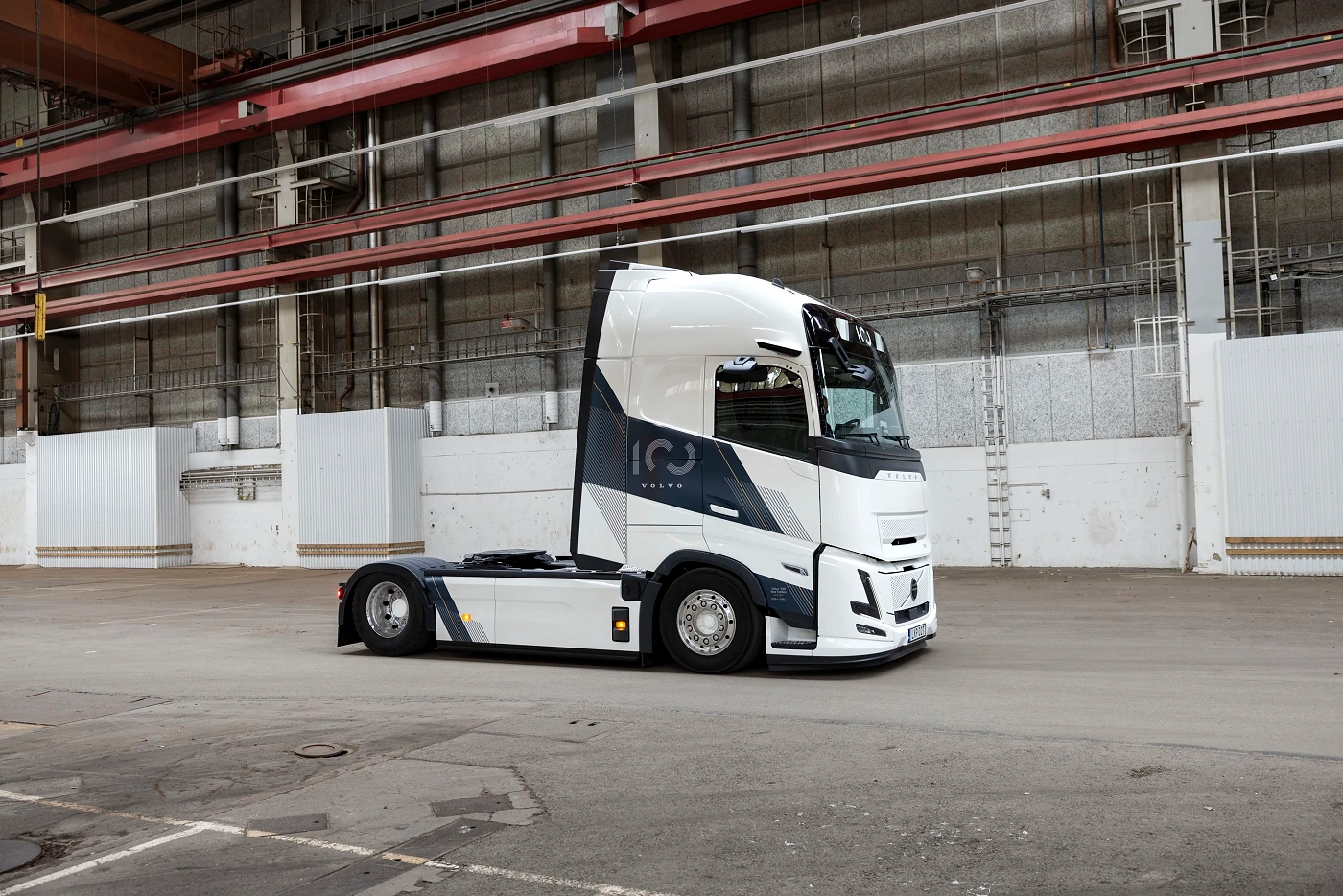 Volvo Trucks 100 let