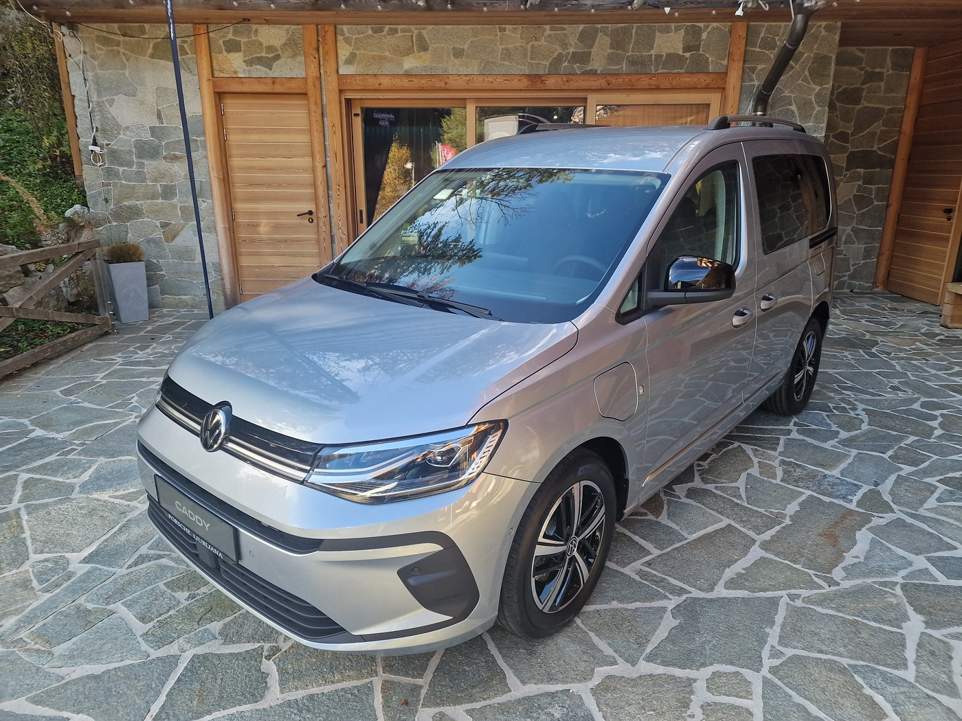 VW Caddy